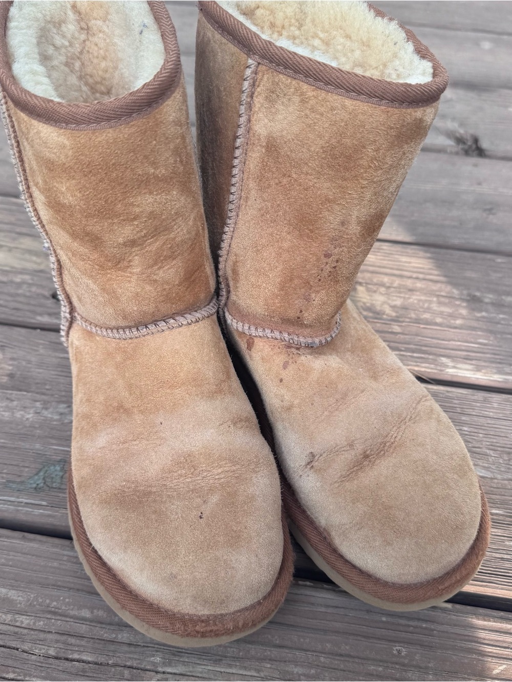 UGG Australia Classic Short Chestnut Sheepskin Boots Women’s Winter Boots